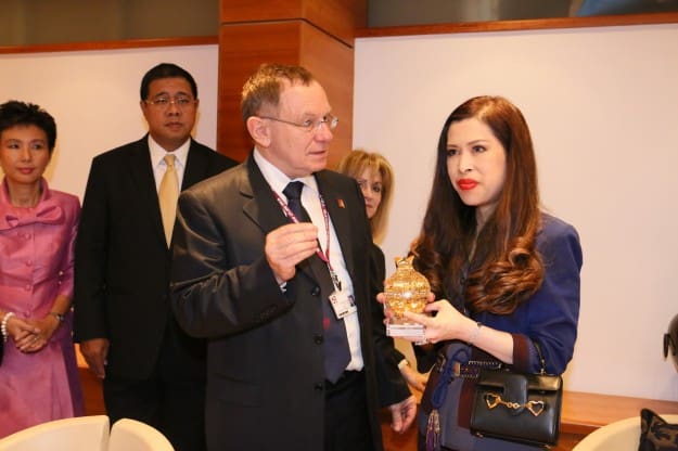 נסיכת תאילנד ומנהל בית חולים רמב"ם