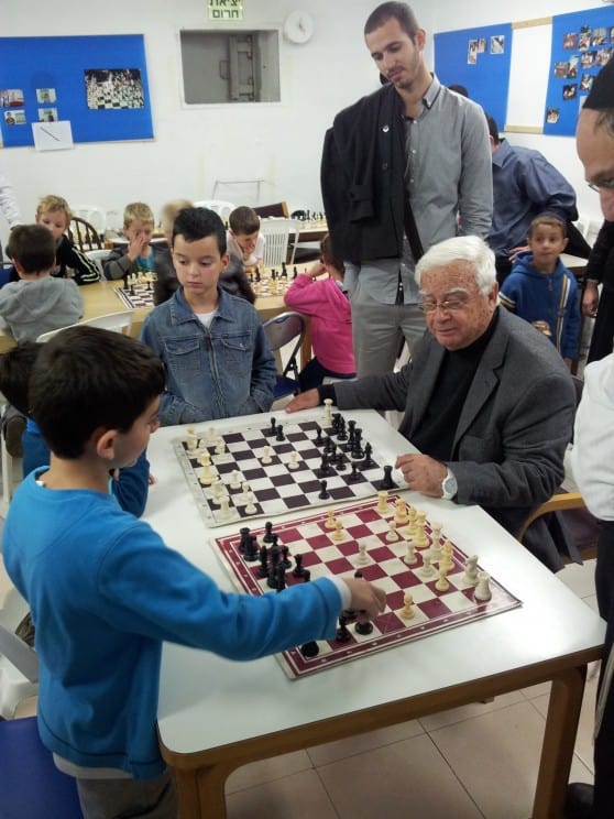 חיים צורי והילדים באליפות השחמט