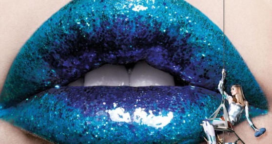 שפתיים כחולות מתוך לוח השנה של מייבלין ניו יורק, 2012 (צילום: יח"צ)