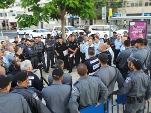 היערכות השוטרים להפגנות הערב  (צילום: משטרת ישראל)