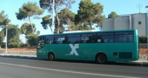 אוטובוס אגד בפרדס חנה (צילום: נירית שפאץ)