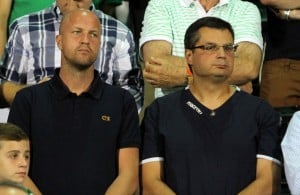 ג'ורדי קרויף (משמאל) אסף רביץ אוניברסלי (צילום: איסור רביץ)