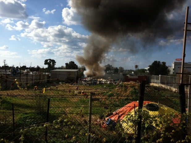 שריפה במזרעה אצל פאוזי דראז (צילום: אל"ס)