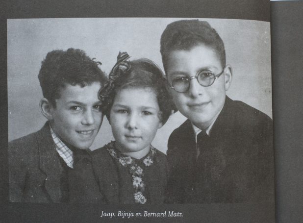 האחים מץ. משמאל: יוסף, בוניה וברנרד