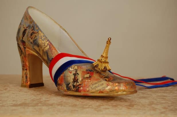 נעליים בעיצובה של מירה מרין | צילום: מישל קנוויל