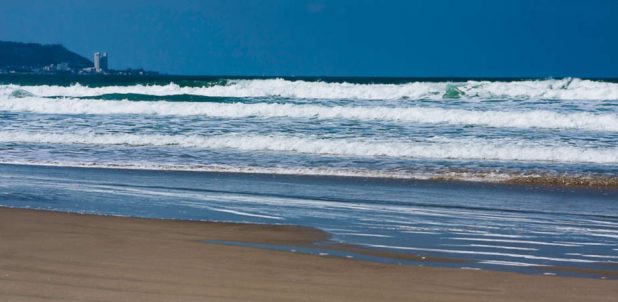 חוף קרית ים | צילום: שרון ינאי - סטודיו לצילום