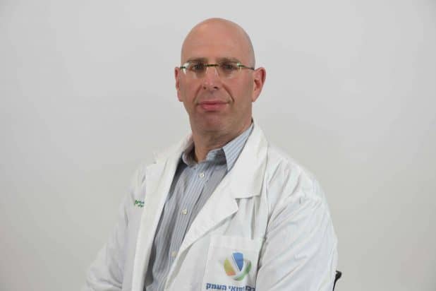 ד"ר זיו רוזנבוים (צילום דוברות בית החולים)