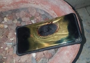 הטלפון הסלולרי עלה באש | צילום: דוברות כבאות והצלה