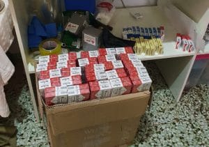 אום אל פאחם - נחשפה מעבדה לזיוף סיגריות | צילום: דוברות משטרת מרחב מנשה