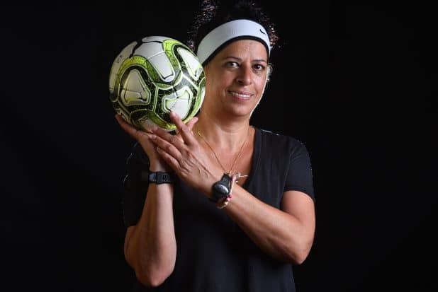 "גם היום אני נתקלת בכל מיני תגובות מזלזלות בכדורגל נשים". רונה סלם | צילום: דורון גולן
