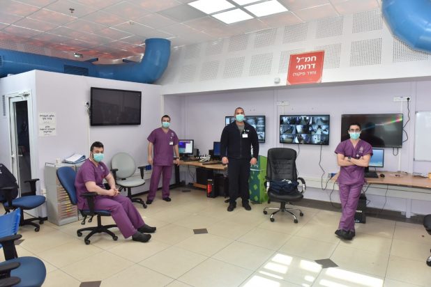מחלקת כתר שיקום, אחת משלוש מחלקות הקורונה במרכז הרפואי לגליל נהריה | צילום: אלי כהן