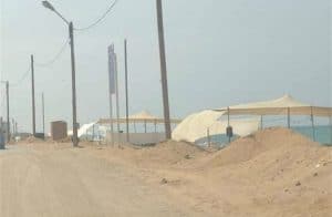 אוהלים מסחריים לאורך חוף נהריה. 11.9.20 | צילום: קובי הרצשטרק