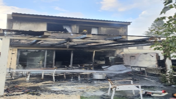 בית פרטי נשרף | צילום: דוברות כבאות הצלה