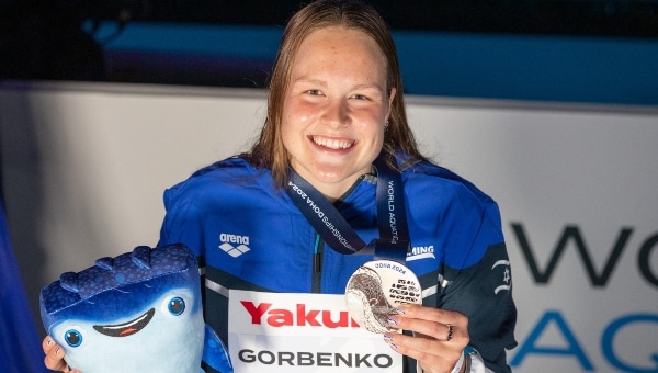 מדליית כסף באליפות העולם בשחייה לאנסטסיה גורבנקו | צילום: סימונה קסטרווילארי, איגוד השחייה